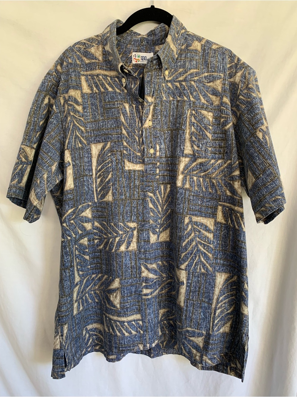 Reyn Spooner Blue & Cream Short-Sleeve Hawaiian Shirt